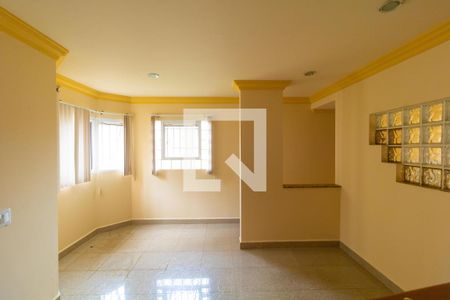 Casa à venda com 331m², 4 quartos e 3 vagas Casa à venda com 331m², 4 quartos e 3 vagasSala 02