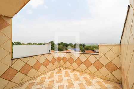 Casa à venda com 331m², 4 quartos e 3 vagas Casa à venda com 331m², 4 quartos e 3 vagasTerraço