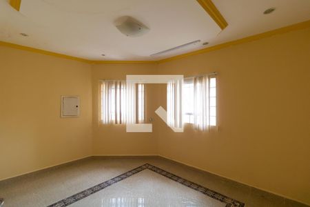 Casa à venda com 331m², 4 quartos e 3 vagas Casa à venda com 331m², 4 quartos e 3 vagasSala de Jantar