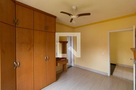 Casa à venda com 331m², 4 quartos e 3 vagas Casa à venda com 331m², 4 quartos e 3 vagasSuíte 01