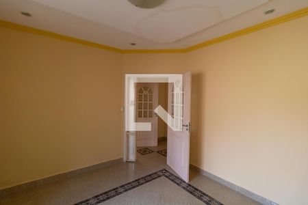 Casa à venda com 331m², 4 quartos e 3 vagas Casa à venda com 331m², 4 quartos e 3 vagasSala de Jantar