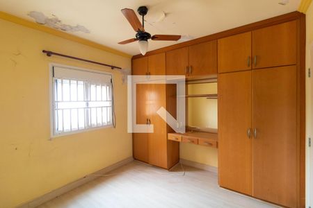 Casa à venda com 331m², 4 quartos e 3 vagas Casa à venda com 331m², 4 quartos e 3 vagasQuarto 01