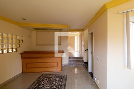 Casa à venda com 331m², 4 quartos e 3 vagas Casa à venda com 331m², 4 quartos e 3 vagasSala 02