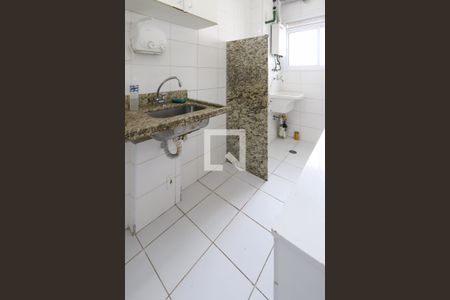 Apartamento para alugar com 53m², 2 quartos e 1 vaga Apartamento para alugar com 53m², 2 quartos e 1 vagaCozinha e Área de Serviço