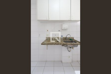 Apartamento para alugar com 53m², 2 quartos e 1 vaga Apartamento para alugar com 53m², 2 quartos e 1 vagaBanheiro