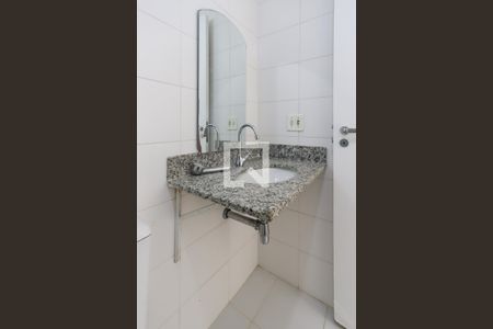 Apartamento para alugar com 53m², 2 quartos e 1 vaga Apartamento para alugar com 53m², 2 quartos e 1 vagaBanheiro