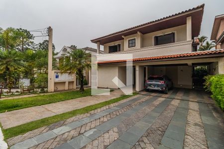 Casa de condomínio à venda com 305m², 5 quartos e 2 vagasFachada
