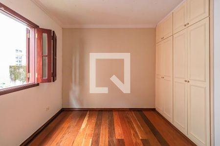 Casa de condomínio à venda com 305m², 5 quartos e 2 vagasSuíte 3