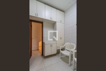 Casa de condomínio à venda com 305m², 5 quartos e 2 vagasÁrea de Serviço