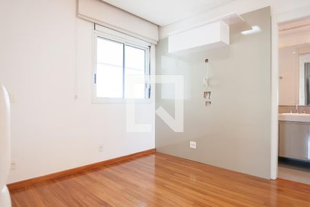 Apartamento à venda com 345m², 3 quartos e 4 vagas Apartamento à venda com 345m², 3 quartos e 4 vagasSuíte 2