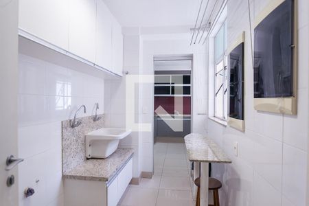 Apartamento à venda com 345m², 3 quartos e 4 vagas Apartamento à venda com 345m², 3 quartos e 4 vagasÁrea de Serviço