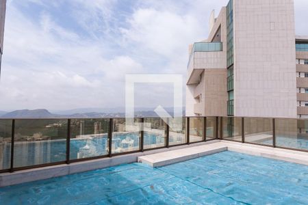 Apartamento à venda com 345m², 3 quartos e 4 vagas Apartamento à venda com 345m², 3 quartos e 4 vagasÁrea comum