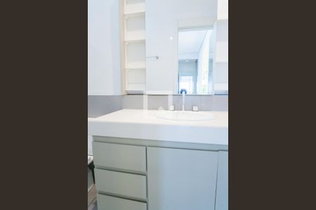 Apartamento à venda com 345m², 3 quartos e 4 vagas Apartamento à venda com 345m², 3 quartos e 4 vagasBanheiro da Suíte 2