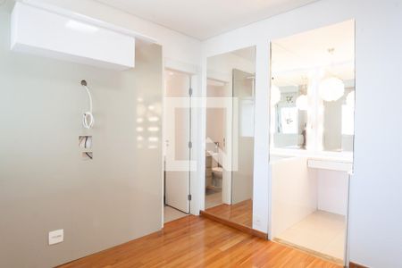 Apartamento à venda com 345m², 3 quartos e 4 vagas Apartamento à venda com 345m², 3 quartos e 4 vagasSuíte 2