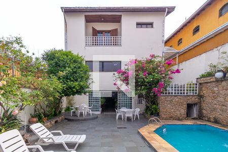 Casa para alugar com 500m², 4 quartos e 4 vagas Casa para alugar com 500m², 4 quartos e 4 vagasPiscina