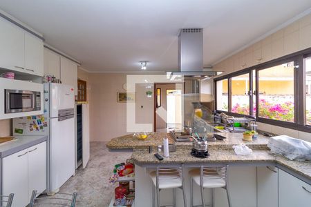 Casa para alugar com 500m², 4 quartos e 4 vagas Casa para alugar com 500m², 4 quartos e 4 vagasCozinha