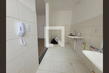 Apartamento à venda com 45m², 2 quartos e 1 vaga Apartamento à venda com 45m², 2 quartos e 1 vagaCozinha e Área de Serviço