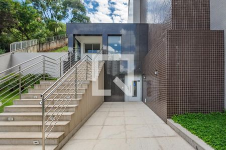 Apartamento à venda com 273m², 4 quartos e 4 vagasEntrada