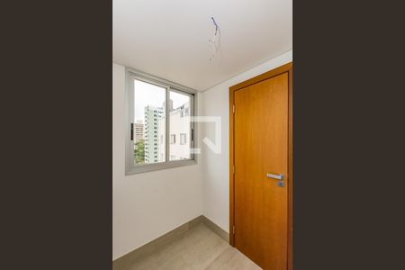 Apartamento à venda com 273m², 4 quartos e 4 vagasQuarto de Serviço