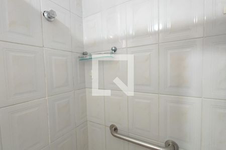 Banheiro  de apartamento à venda com 1 quarto, 48m² em Centro, Campinas