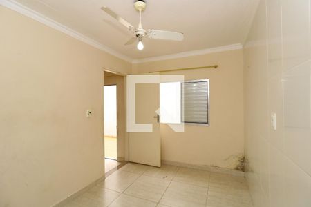 Quarto 2 de casa à venda com 3 quartos, 160m² em Vila Palmares, Santo André