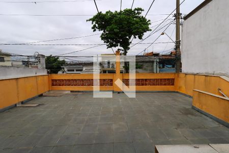 Casa à venda com 160m², 3 quartos e 2 vagasQuintal