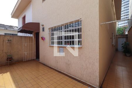 Casa à venda com 189m², 3 quartos e 2 vagasQuintal