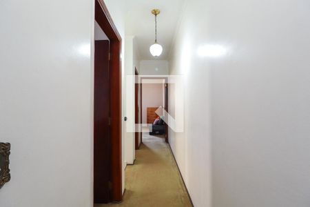 Casa à venda com 189m², 3 quartos e 2 vagasCorredor dos Quartos