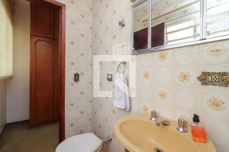 Casa à venda com 189m², 3 quartos e 2 vagasBanheiro da Suíte