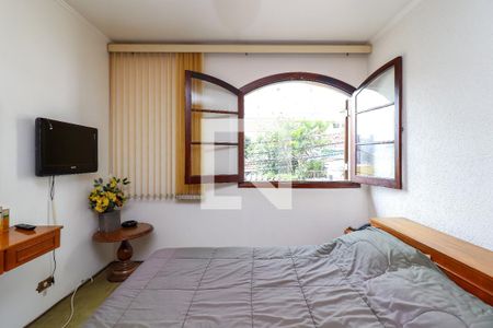 Casa à venda com 189m², 3 quartos e 2 vagasSuíte