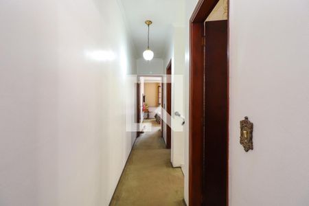 Casa à venda com 189m², 3 quartos e 2 vagasCorredor dos Quartos