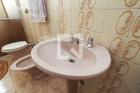 Casa à venda com 189m², 3 quartos e 2 vagasBanheiro 2