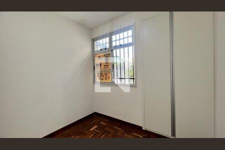 quarto 1 de apartamento à venda com 3 quartos, 110m² em Cidade Jardim, Belo Horizonte