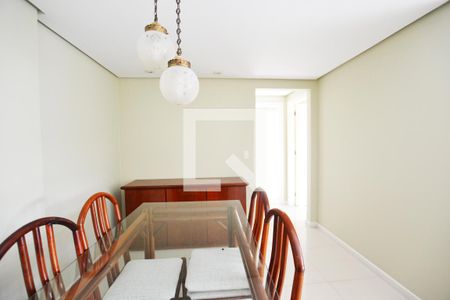 Sala de apartamento à venda com 2 quartos, 75m² em Azenha, Porto Alegre