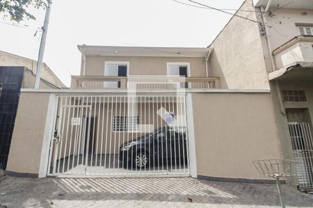 Casa de condomínio para alugar com 70m², 1 quarto e 1 vaga Casa de condomínio para alugar com 70m², 1 quarto e 1 vagaFachada