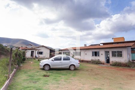 Casa de condomínio à venda com 800m², 5 quartos e 5 vagas Casa de condomínio à venda com 800m², 5 quartos e 5 vagasQuintal/ piscina
