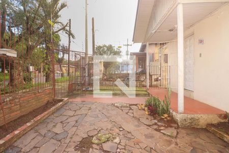 Casa à venda com 300m², 2 quartos e 4 vagas Casa à venda com 300m², 2 quartos e 4 vagasPátio