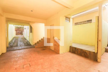 Casa à venda com 300m², 2 quartos e 4 vagas Casa à venda com 300m², 2 quartos e 4 vagasGaragem