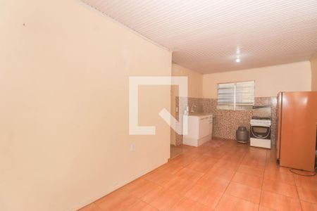 Casa à venda com 300m², 2 quartos e 4 vagas Casa à venda com 300m², 2 quartos e 4 vagasCozinha e Área de Serviço