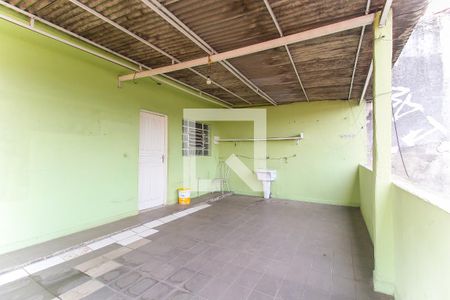 Casa à venda com 75m², 3 quartos e 1 vagaÁrea de Serviço