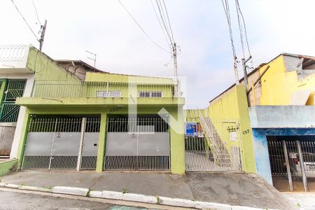 Casa à venda com 75m², 3 quartos e 1 vagaFachada
