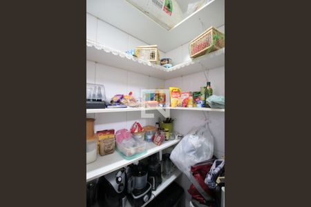 Casa à venda com 320m², 3 quartos e 4 vagasDespensa