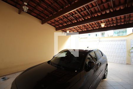 Casa à venda com 320m², 3 quartos e 4 vagasGaragem