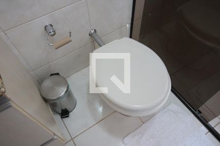Casa à venda com 320m², 3 quartos e 4 vagasBanheiro Social