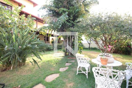 Casa à venda com 320m², 3 quartos e 4 vagasJardim