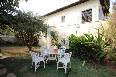 Casa à venda com 320m², 3 quartos e 4 vagasJardim