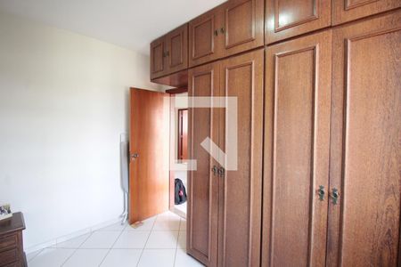 Casa à venda com 320m², 3 quartos e 4 vagasQuarto 2