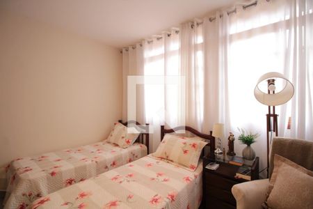 Casa à venda com 320m², 3 quartos e 4 vagasQuarto 1