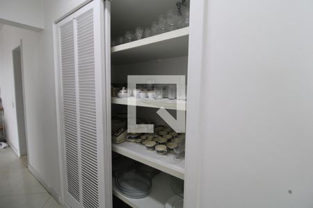 Apartamento à venda com 411m², 4 quartos e 3 vagasArmário