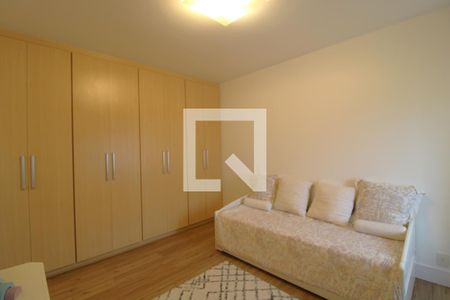 Apartamento à venda com 411m², 4 quartos e 3 vagasSuíte 2